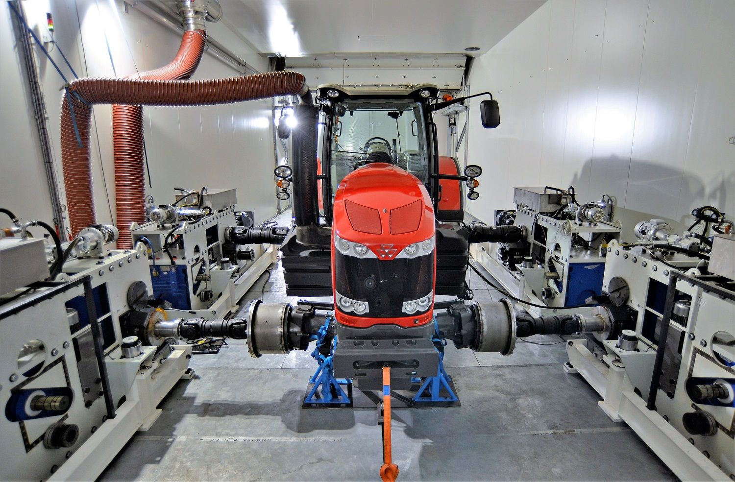 Tractor in the high power test cell