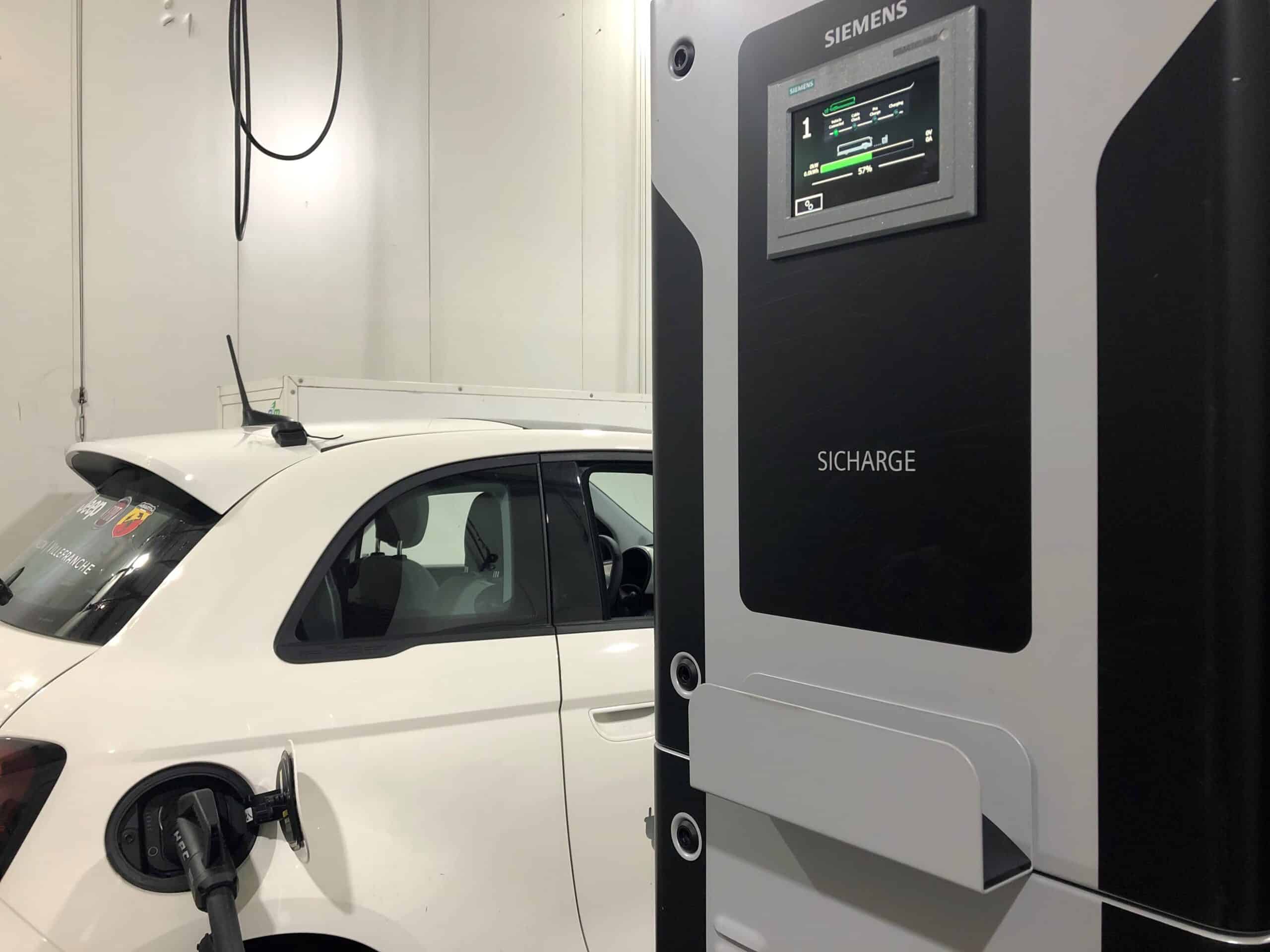 borne de recharge haute puissance SICHARGE UC400